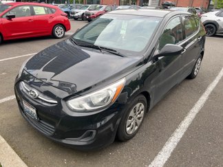 Used 2017 Hyundai Accent SE image 1