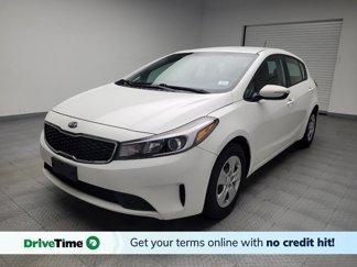 Used 2017 Kia Forte LX image 1