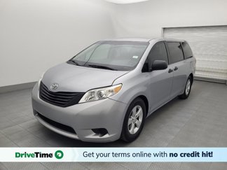 Used 2015 Toyota Sienna L image 1