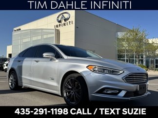 Used 2017 Ford Fusion Energi SE image 1