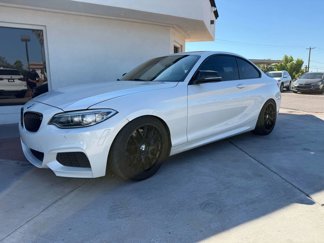 Used 2015 BMW M235i Coupe image 1