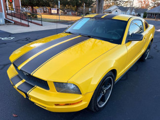 Used 2006 Ford Mustang Coupe image 1
