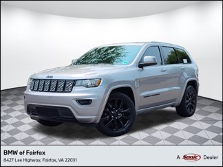 Used 2017 Jeep Grand Cherokee Altitude image 1