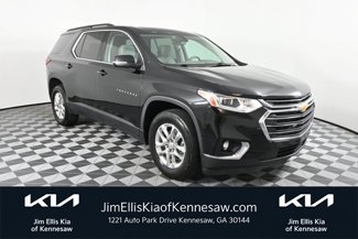 Used 2021 Chevrolet Traverse LT image 1