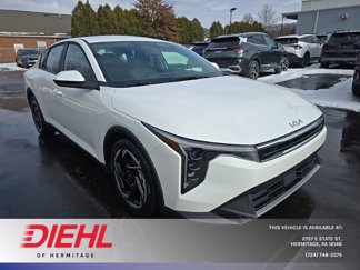 New 2025 Kia K4 EX image 1