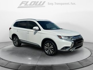 Used 2019 Mitsubishi Outlander SEL image 1
