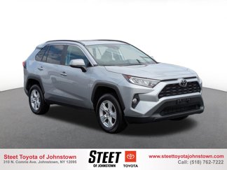 Used 2020 Toyota RAV4 XLE image 1