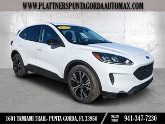 Used 2022 Ford Escape SE w/ SE Sport Appearance Package image 1