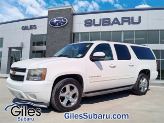 Used 2014 Chevrolet Suburban LT w/ Luxury Package image 1