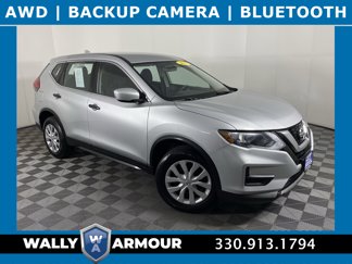 Used 2017 Nissan Rogue S image 1
