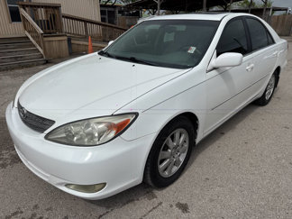 Used 2004 Toyota Camry XLE image 1