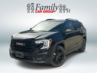 Used 2022 GMC Terrain SLE w/ Driver Convenience Package image 1