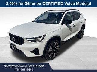 Certified 2023 Volvo XC40 B5 Plus w/ Climate Package image 1