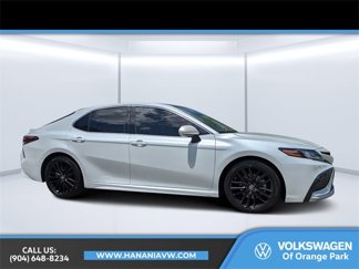 Used 2021 Toyota Camry XSE w/ Navigation Package image 1