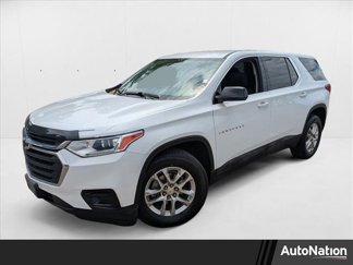 Used 2020 Chevrolet Traverse LS image 1