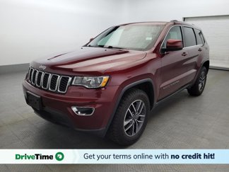 Used 2019 Jeep Grand Cherokee Laredo w/ 18" Wheel & 8.4" Radio Group image 1