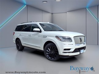 Used 2020 Lincoln Navigator Reserve w/ Equipment Group 208A Reserve image 1