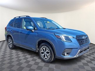 Used 2022 Subaru Forester Premium image 1