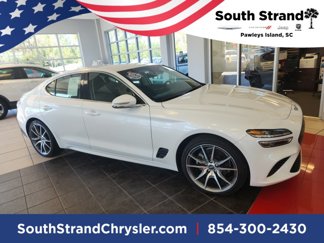Used 2023 Genesis G70 2.0T image 1