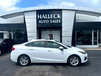 Used 2019 Chevrolet Cruze LT image 1