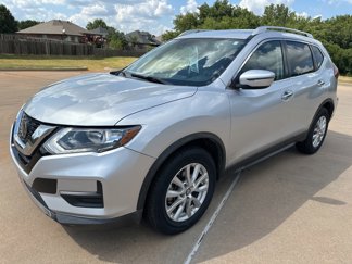 Used 2019 Nissan Rogue SV image 1