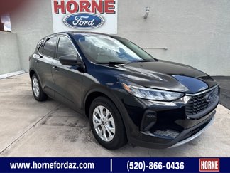 Used 2024 Ford Escape Active image 1
