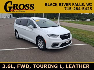 Used 2022 Chrysler Pacifica Touring-L image 1