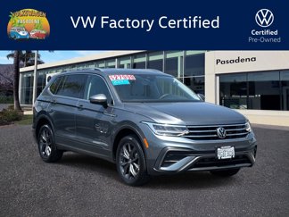 Certified 2023 Volkswagen Tiguan SE image 1