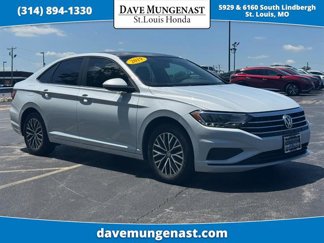 Used 2019 Volkswagen Jetta SE image 1