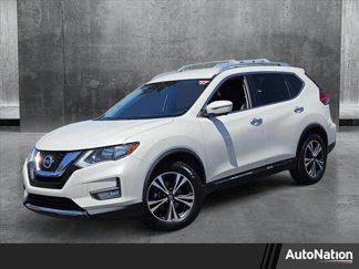 Used 2017 Nissan Rogue SL image 1