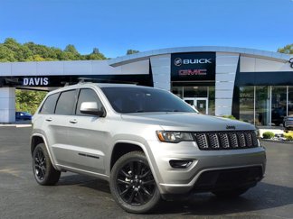 Used 2018 Jeep Grand Cherokee Altitude image 1