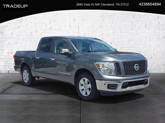 Used 2019 Nissan Titan SV image 1