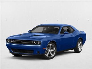 Used 2015 Dodge Challenger R/T Plus image 1