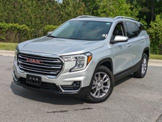 Used 2022 GMC Terrain SLT image 1