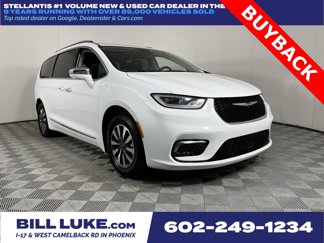 Used 2021 Chrysler Pacifica Limited w/ Uconnect Theater Family Group image 1