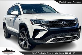 Used 2022 Volkswagen Taos SEL image 1