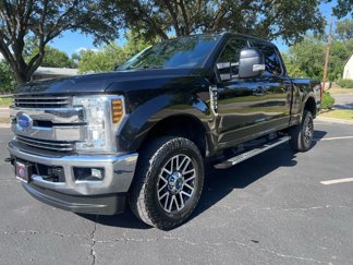 Used 2019 Ford F250 Lariat w/ Lariat Value Package image 1