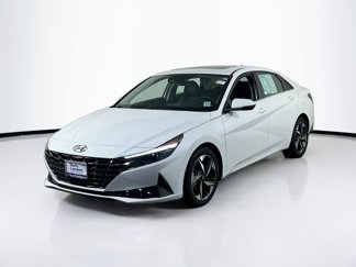 Used 2022 Hyundai Elantra Limited image 1
