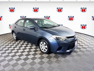 Used 2014 Toyota Corolla LE image 1