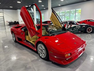 Used 1994 Lamborghini Diablo VT image 1
