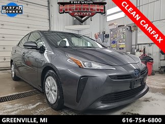 Used 2020 Toyota Prius L Eco image 1