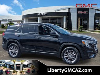 Used 2022 GMC Terrain SLT w/ Tech Package image 1