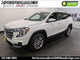 Used 2022 GMC Terrain SLT image 1