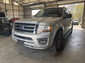 Used 2017 Ford Expedition EL XLT w/ Equipment Group 202A image 1