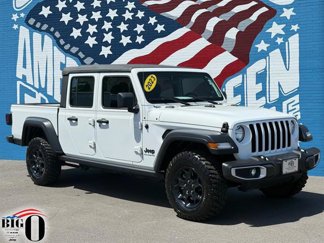 Used 2023 Jeep Gladiator Sport w/ Off Road Group image 1