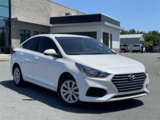 Used 2020 Hyundai Accent SE image 1