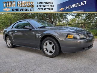 Used 2004 Ford Mustang Coupe image 1