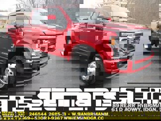 Certified 2022 Ford F450 Limited w/ FX4 Off-Road Package image 1
