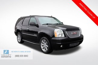 Used 2014 GMC Yukon Denali image 1