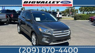 Used 2018 Ford Escape SE w/ SE Sync 3 Package image 1